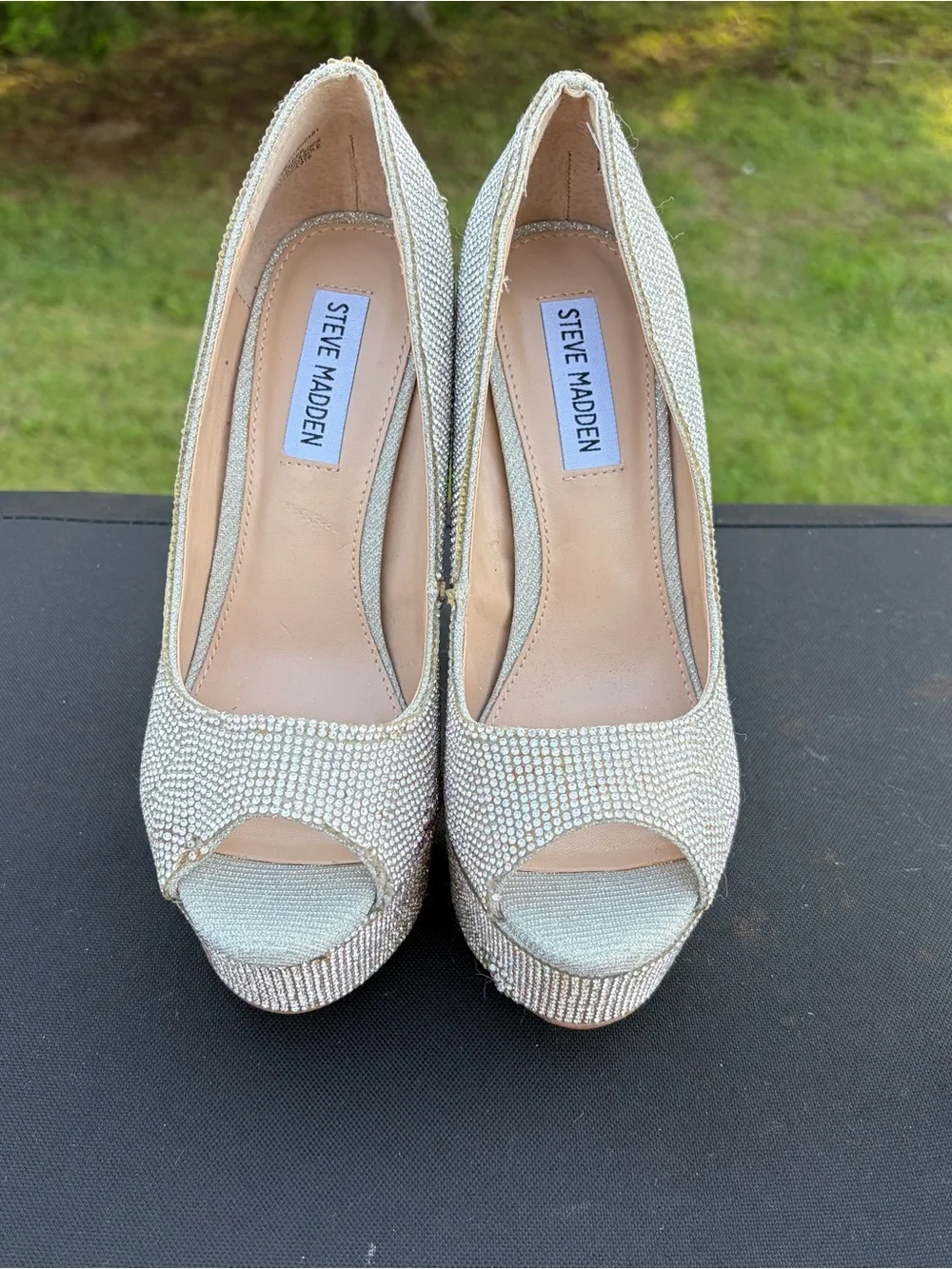Steve Madden Silver Crystal Peep-Toe Platform Heels Sz 6 see pics for condition